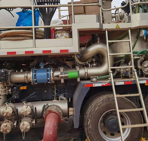 Na-22放射性儀表安裝在混砂車測(cè)量礦漿密度案例(圖2) Na-22放射性儀表安裝在混砂車測(cè)量礦漿密度案例(圖2)